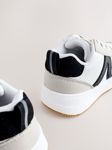 Next Tenisky – šedá