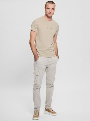 T-Shirt 'Classic' GUESS en beige