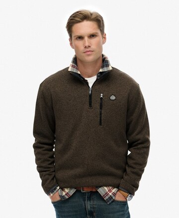 Superdry Trui in Bruin: voorkant