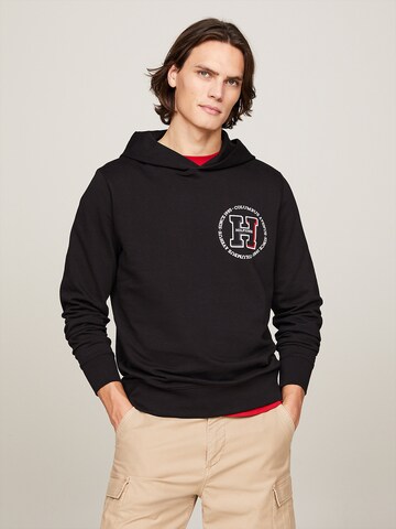 TOMMY HILFIGER Sweatshirt i sort: forside