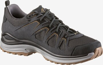 LOWA Flats 'Innox Evo' in Grey