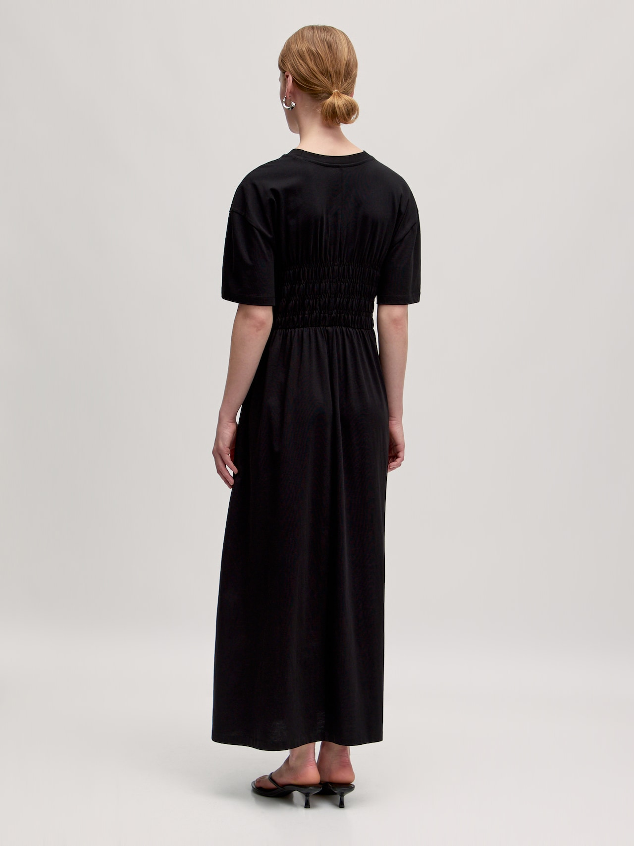 EDITED Produkte Kleid 'Annesca' schwarz