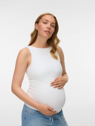 Vero Moda Maternity Shirt in White: front