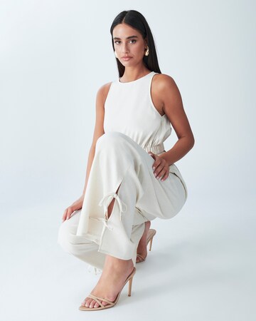 BWLDR - Pierna ancha Pantalón 'LAILA' en blanco