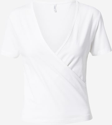 ONLY Μπλουζάκι 'CAROLA' σε λευκό: μπροστά