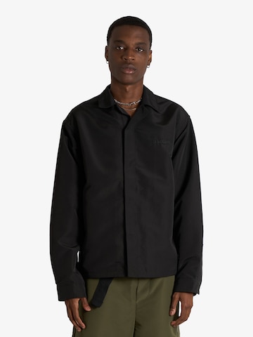 OAMC PEACEMAKER Regular fit Overhemd in Zwart: voorkant