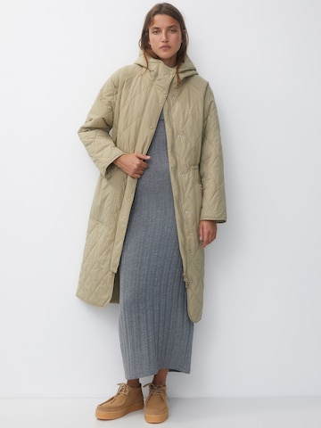 Pull&Bear Between-Seasons Coat in Beige: front