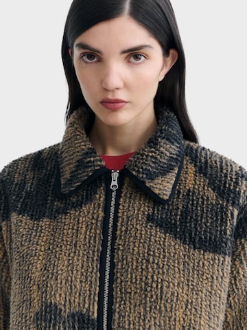 Thinking MU Tussenjas 'Kendra' in Bruin