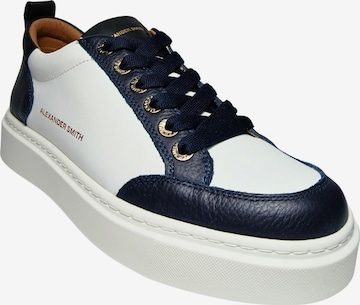 Baskets basses Alexander Smith en bleu : devant