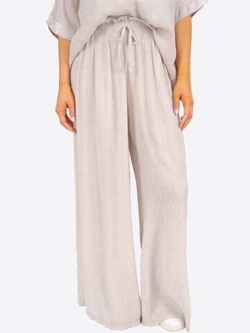 Seasons of April Loosefit Broek 'Tessa' in Beige: voorkant