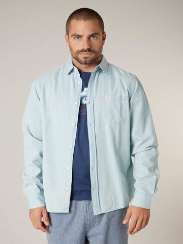 Coupe regular Chemise 'MATCHY' Deeluxe en bleu : devant