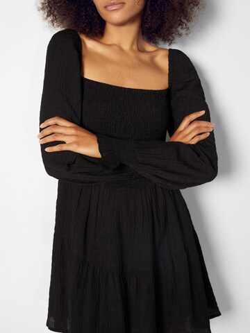 Robe Bershka en noir