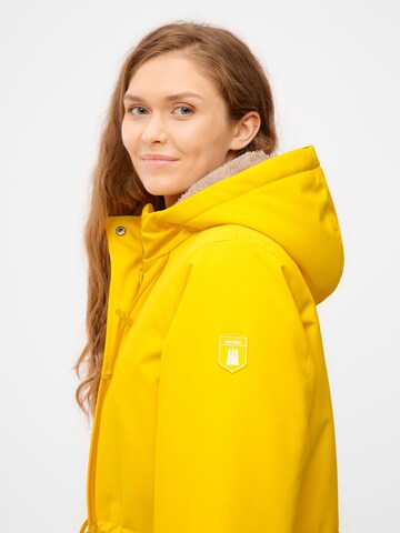 Derbe Wintermantel 'Friese Festholm' in Gelb