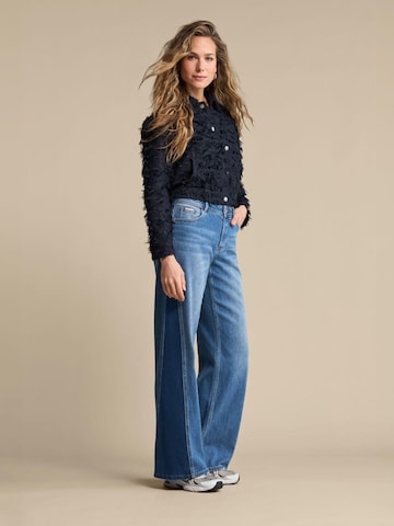 Red Button Regular Jeans 'RB Claudette insert L33' in Blauw: voorkant