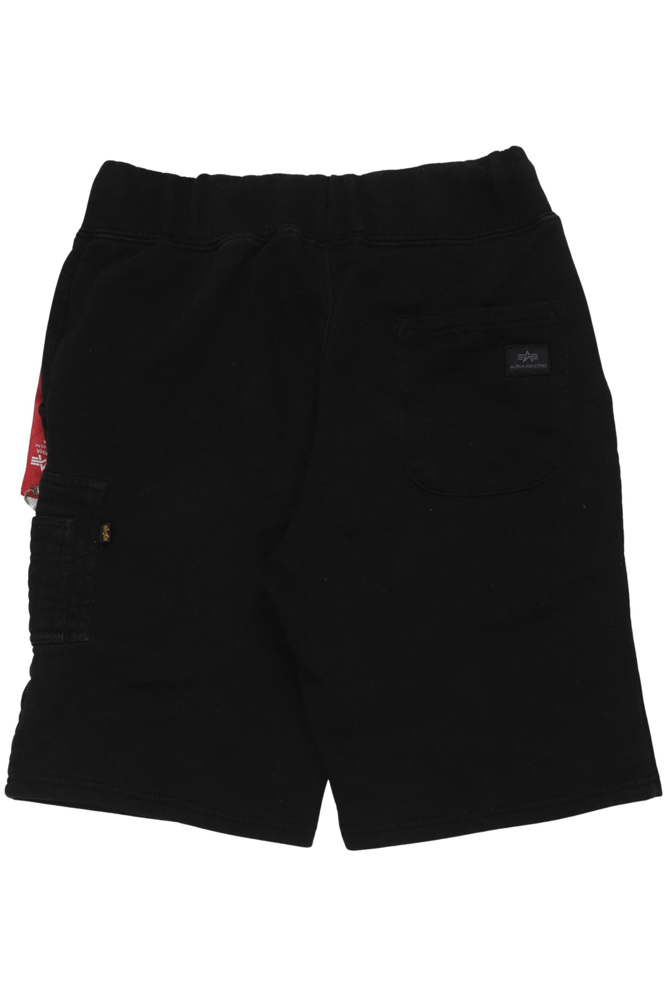 ALPHA INDUSTRIES Shorts in 33 in Black