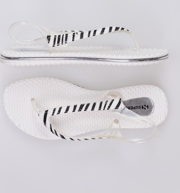 SUPERGA Sandalen 41 in Weiß: predná strana