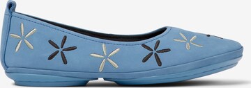 Ballerina 'Right Nina' di CAMPER in blu