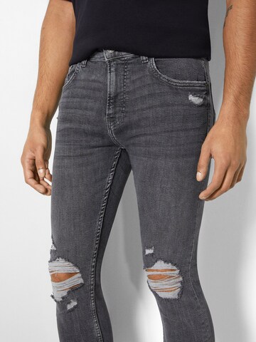 Bershka Skinny Jeansy w kolorze szary