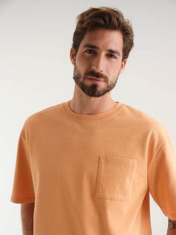 ABOUT YOU x Kevin Trapp T-Shirt 'Lorenz' (GOTS) in Orange