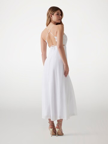 GUESS Dress in White