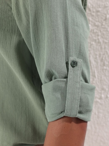 Trendyol Regular fit Button Up Shirt in Green