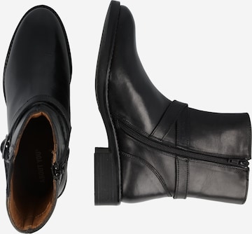 ABOUT YOU Boots 'Eda' in Schwarz
