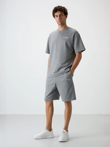 Survêtements Tommy Life en gris