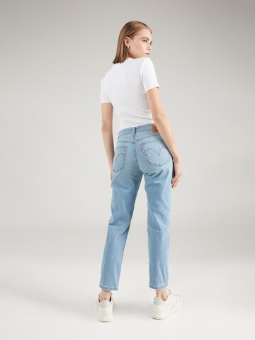 LEVI'S ® Zwężany krój Jeansy 'Mid Rise Boyfriend Performance Cool' w kolorze niebieski