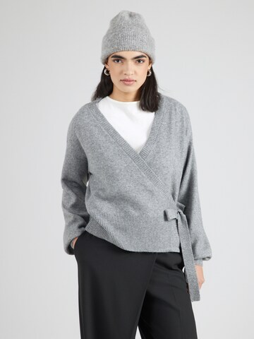 PIECES Strickjacke 'PCMALOU' in Grau: Vorderseite