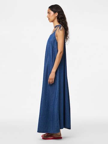 Robe PIECES en bleu