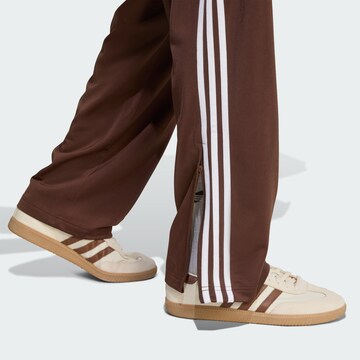 ADIDAS ORIGINALS regular Sportsbukser 'Adicolor Classics Firebird' i brun