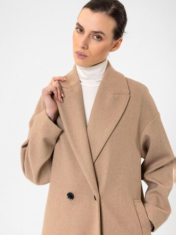 Cappotto di mezza stagione 'Anahi' di Antioch in beige