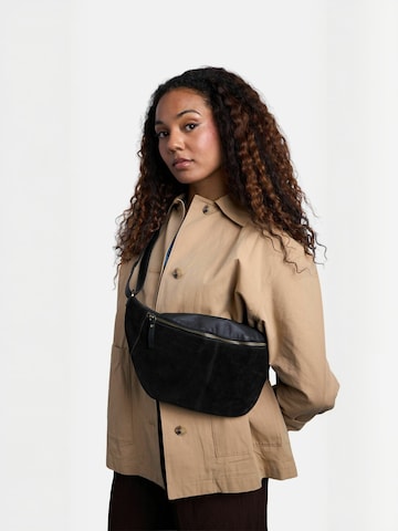 RE:DESIGNED Shopper ' Selma ' in Black: front