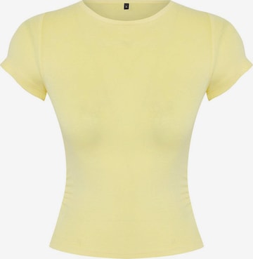 Trendyol Paita värissä keltainen: etupuoli