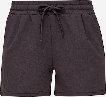 QS Regular Shorts in Grau: predná strana