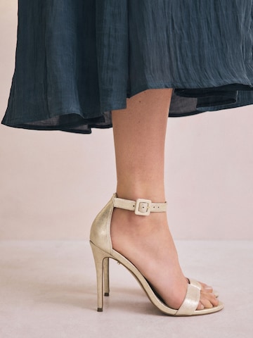 Next Sandale in Gold