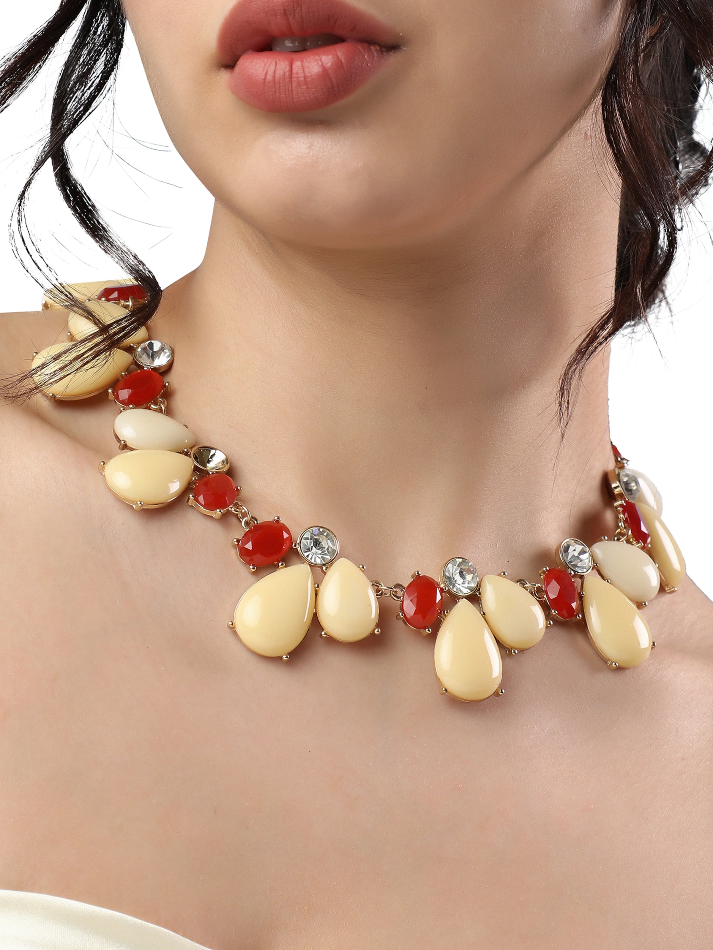 SOHI Kæde ' Malinda ' i sølv: forside