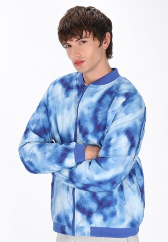 Mo ATHLSR Tussenjas in Blauw: voorkant