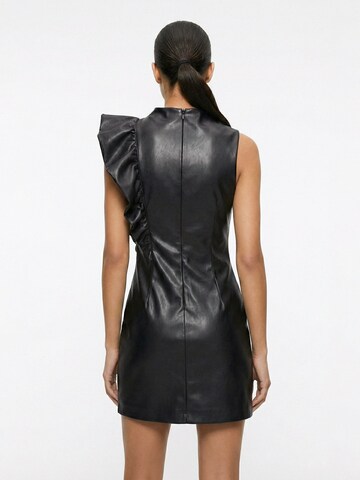 AVENUE N°29 Kleid 'Eco Leather Asymmetrical Mini Dress With Ruffle'‌ in Schwarz