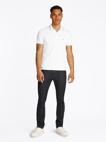 TOMMY HILFIGER Μπλουζάκι σε λευκό
