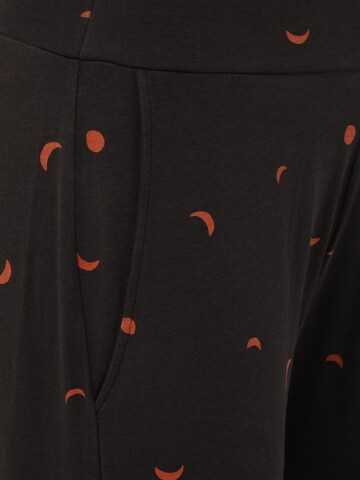 Maloja Slimfit Spodnie sportowe 'Signora' w kolorze czarny