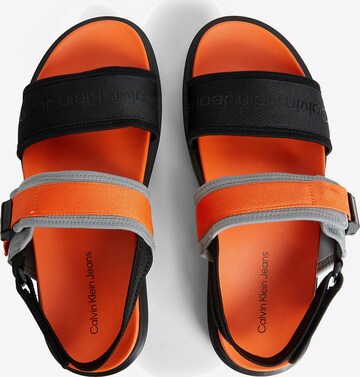 Calvin Klein Jeans Sandale in Orange