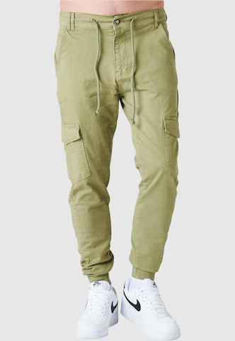 2Y Premium Tapered Cargo Pants 'Aramis' in Green: front