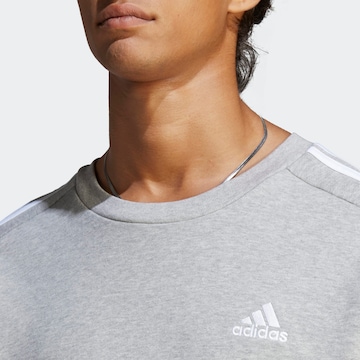ADIDAS SPORTSWEAR Sportsweatshirt 'Essentials' in Grijs