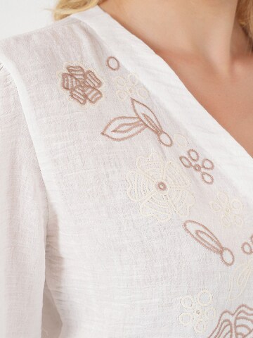 Bigdart Blouse in White