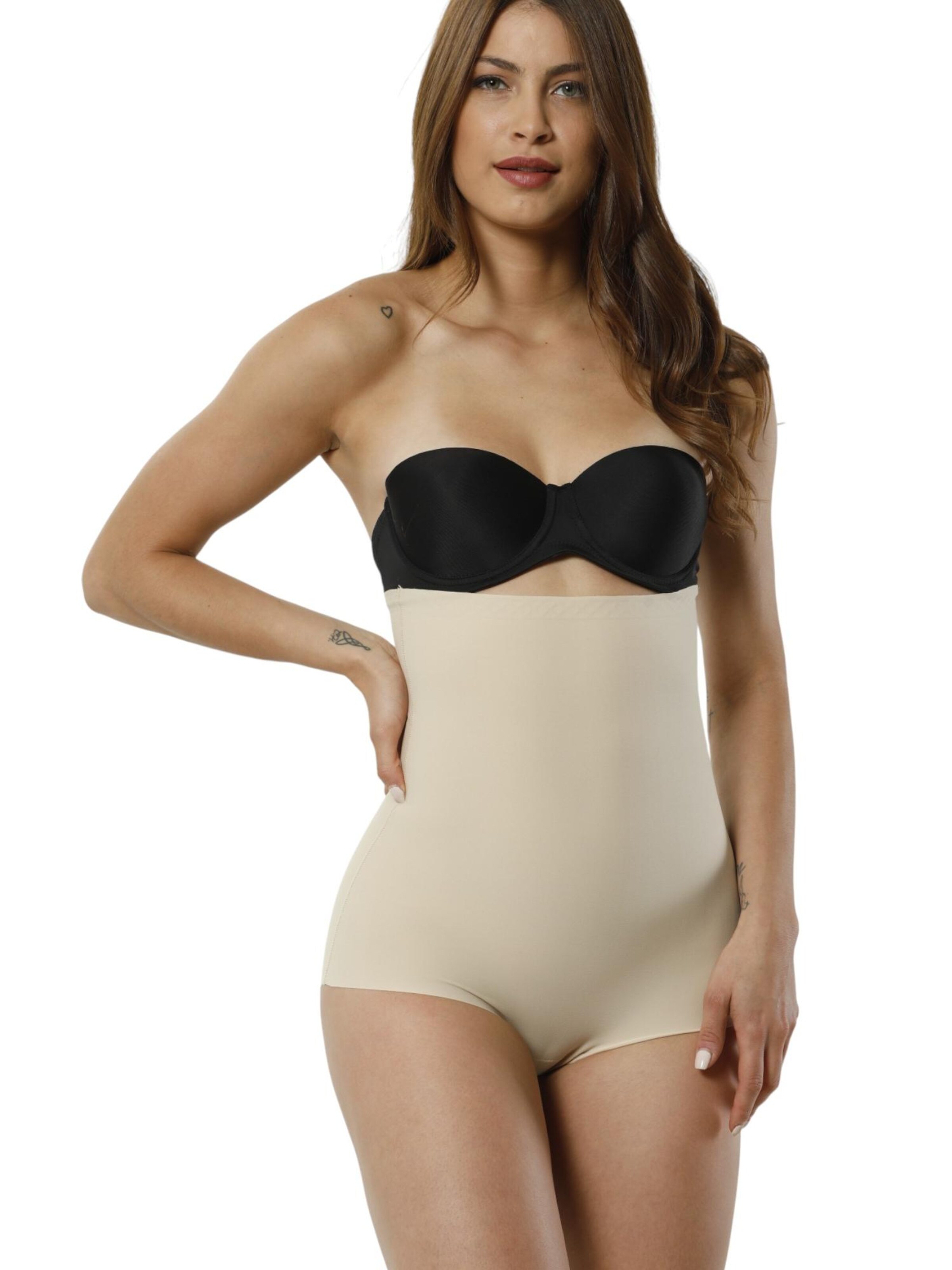 Slip scultant 'LaserShape' fashionshowcase en beige