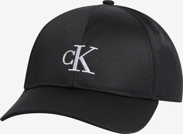 Calvin Klein Jeans Cap in Black: front