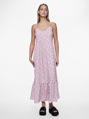 Robe PIECES en rose : devant