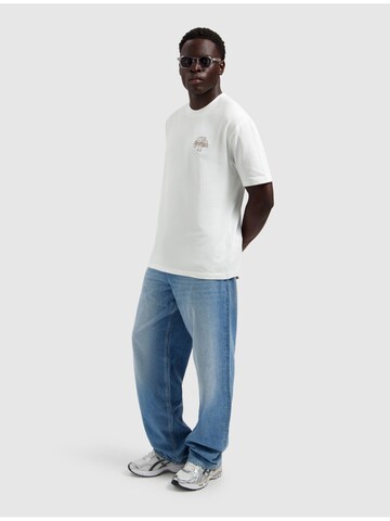 Pure Path Shirt in White