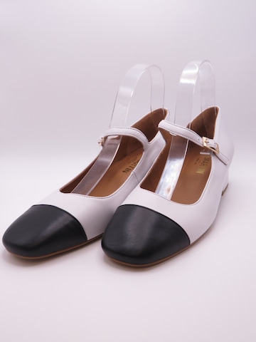 JB MARTIN - Zapatos con plataforma 'Violette' en blanco